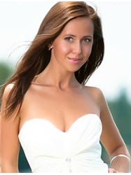 Addresses hot Ukraine women Vladlena