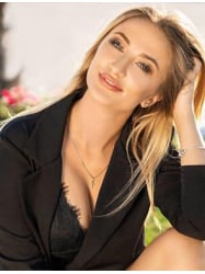 Beautiful girl Ukraine Darya