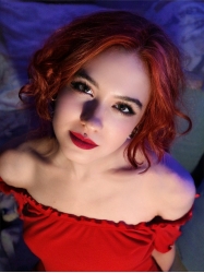 Beautiful single Ukraine woman Arina
