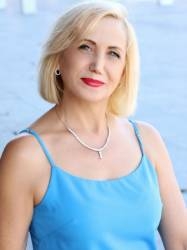 Beautiful single Ukraine woman Nina