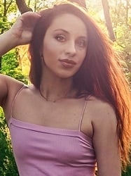 From Ukraine woman Liliya