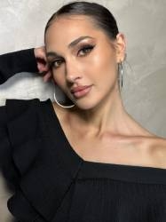 Addresses hot Ukraine women Kristina