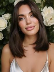 Addresses hot Ukraine women Lidiia