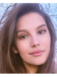 Addresses hot Ukraine women Alina