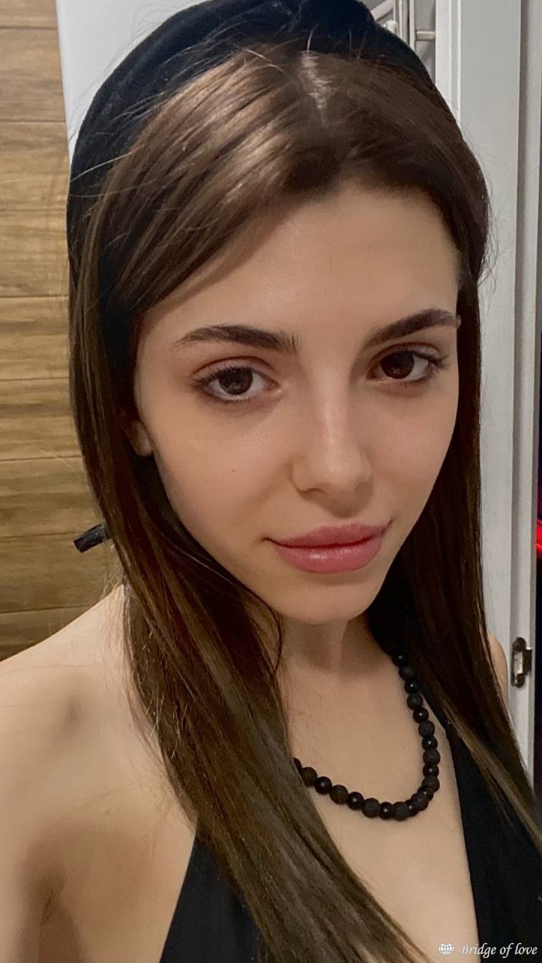 Alona